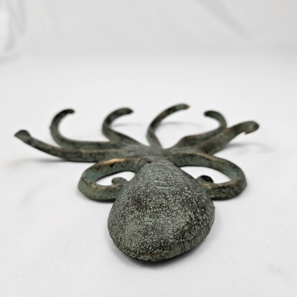 Octopus Cast Iron Wall Hook Key Rack Towel Hanger Verdigris Nautical Coastal - Picture 6 of 8